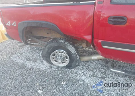 2005 Chevrolet Silverado 2500Hd Lt from USA, damaged, VIN 1GCHK23265F887405